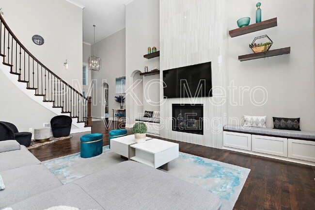 Photo - 15708 Canterbury St