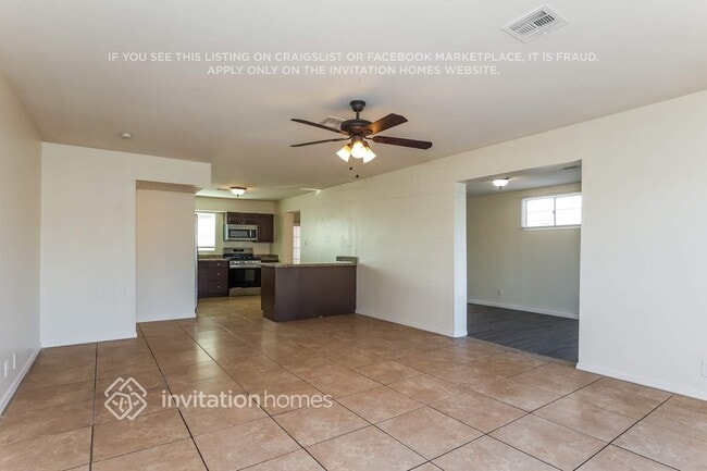 Photo - 3725 E Sheridan St