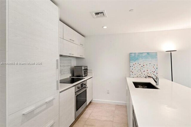 Photo - 1300 S Miami Ave Unit 1300 S Miami Ave  2211