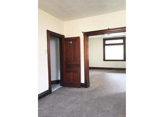 Photo - 936 Ludlow Ave Unit 936-01