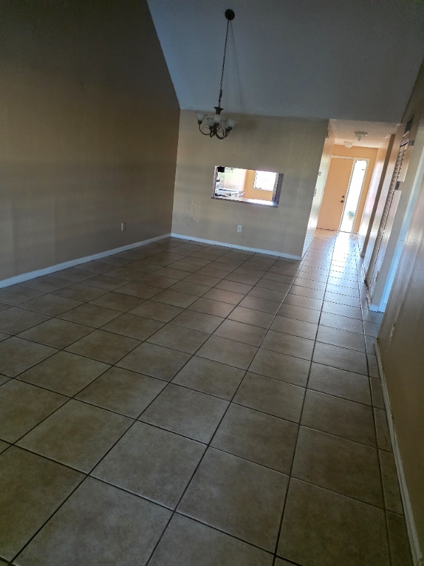 Photo - 615 NW 210th St Unidad 203