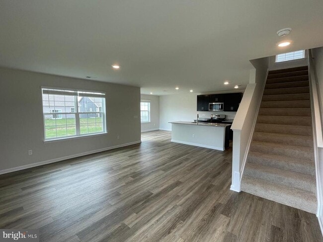 182 Hamstead Dr