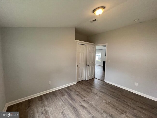Photo - 1013 Anchor Way