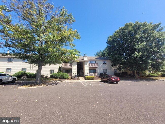 Photo - 604 Thornton Ct Apartment Unit 604