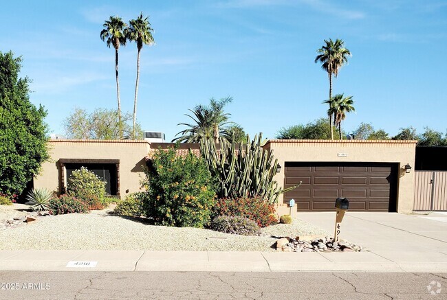 Building Photo - 4910 E Pershing Ave Rental