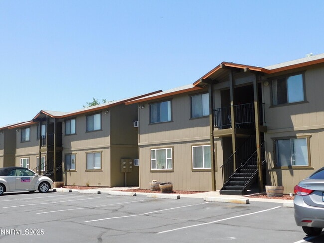 Building Photo - 1420 Grimes St Unit 10