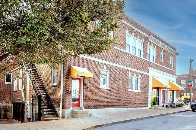 Photo - RARE OPPORTUNITY 1,200 SF ± Apartment in T...