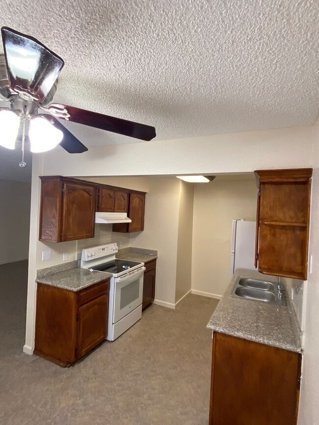Photo - Apartment for rent Unit 126