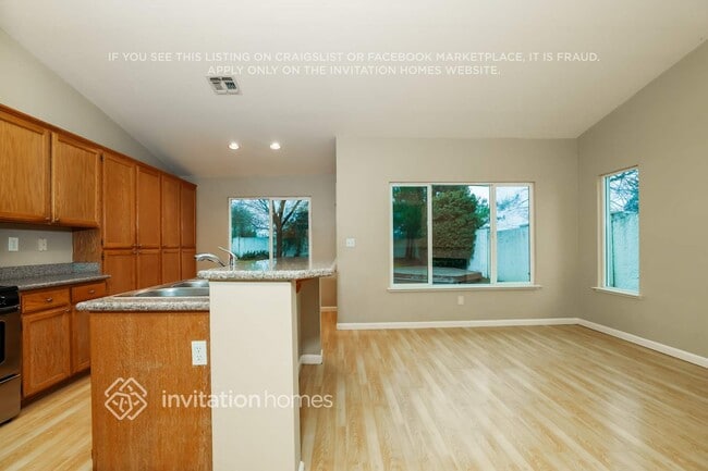 Photo - 5000 Mesa Ridge Dr