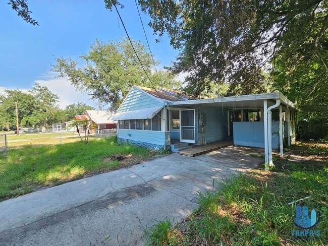 Photo - 2441 E Magnolia St