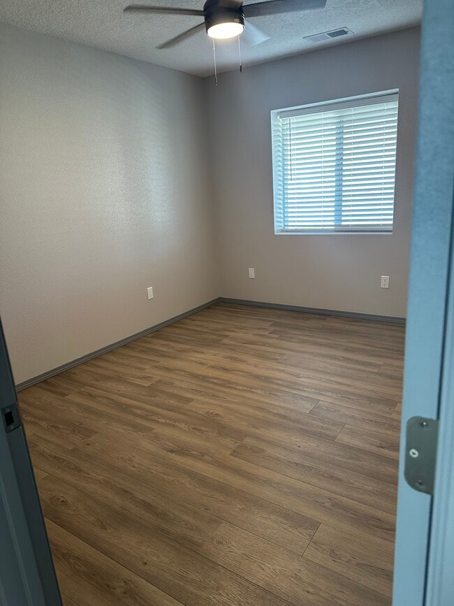 Photo - 855 W Castillo Ave Unidad B