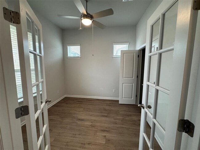 Photo - 3000 Chisholm Trail Rd