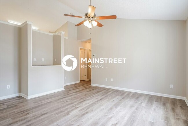 Photo - 3 Bedroom Pet-Friendly Home in Zebulon, NC with Main Street Renewal
