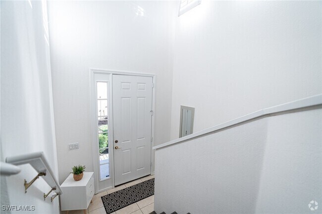 Building Photo - 13841 Lake Mahogany Blvd Rental