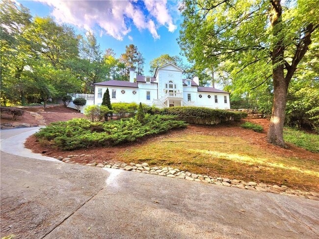 Photo - 5125 Powers Ferry Rd NW House