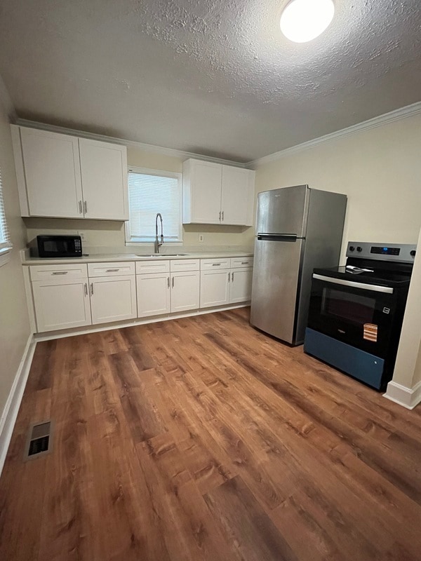 Photo - 1324 Ware Ave