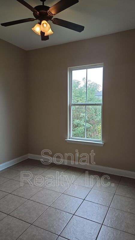 Photo - 4124 Eagle St