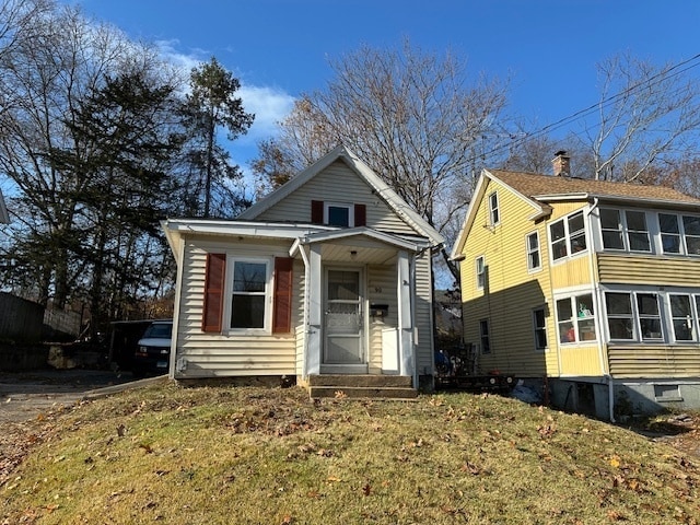 Building Photo - 90 Chapman St