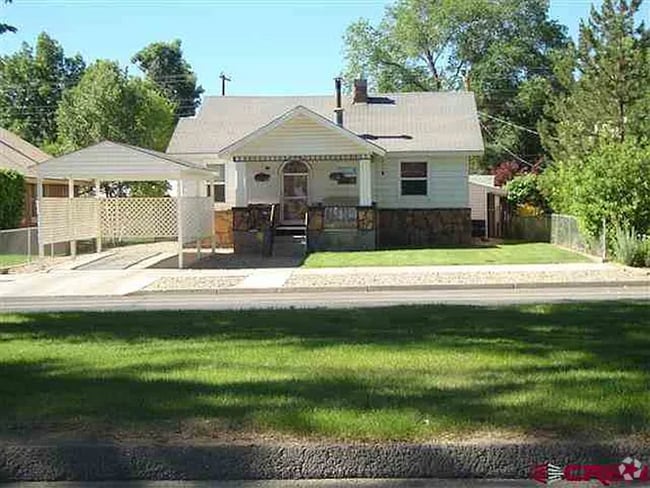 Building Photo - 219 E Montezuma Ave Rental