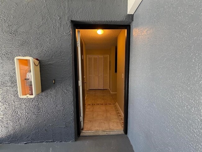 Photo - 4240 Pershing Pointe Pl Unit 7