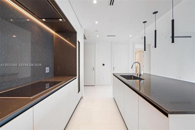 Photo - 300 Biscayne Blvd Way Unit 300 Biscayne Boulevard Way # 2906W