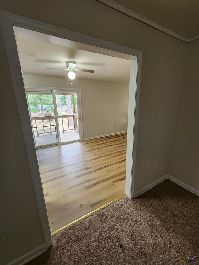 Photo - 117 Hazel Dr