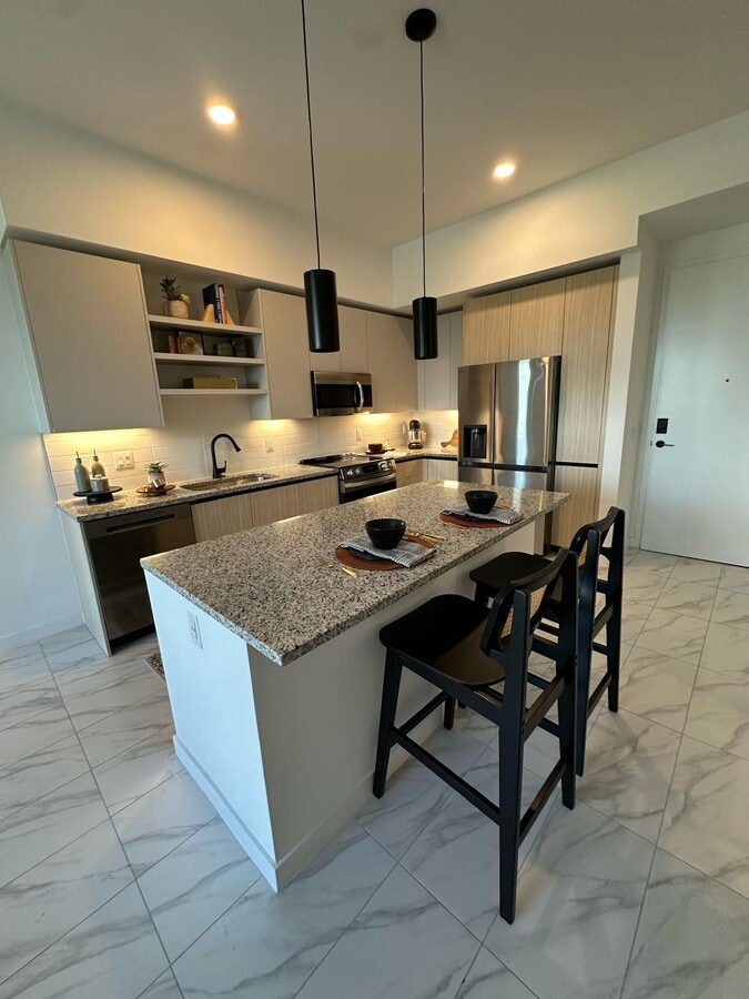 Photo - 2181 NE 167th St Unidad C1