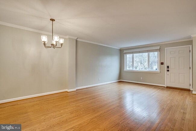 Building Photo - 433 Earl St