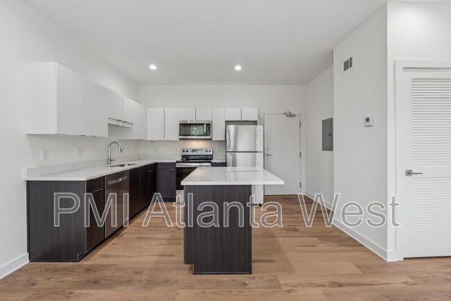 Photo - 750 Cascade Pl SW Unit 3