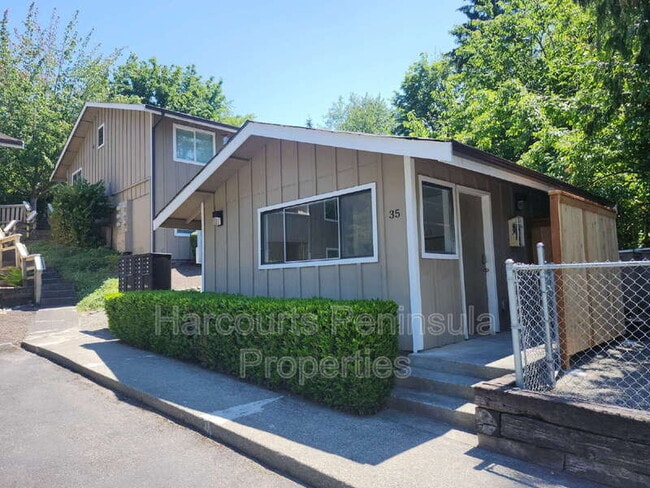 Building Photo - 35 NE Torval Canyon Rd Unit #19