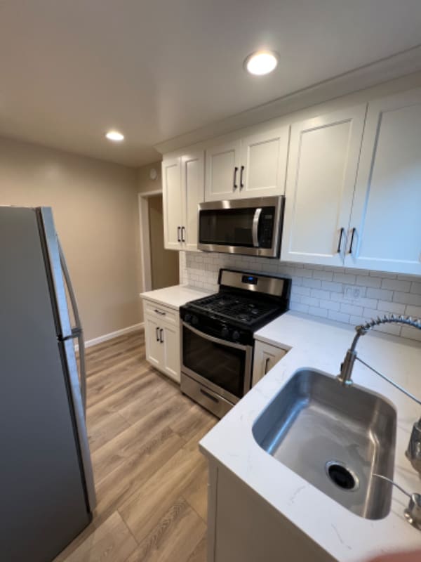 Photo - 1373 Columbia St