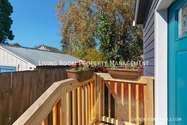 Photo - 8939 N Fortune Ave Unit #B