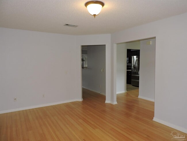 Photo - 10931 Country Ostrich Dr