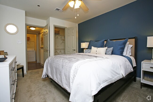 The Pointe at Lenox Park