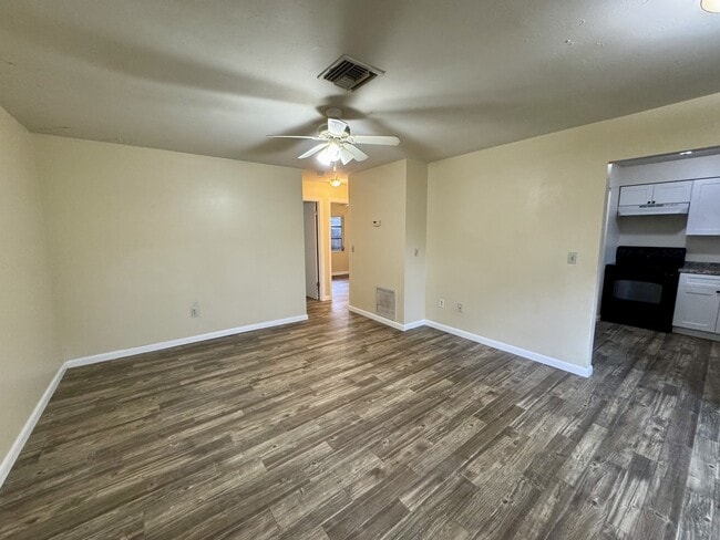Building Photo - 1148 Short St Rental