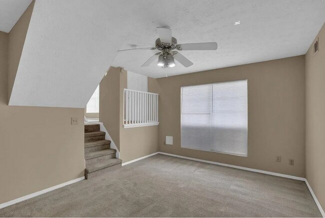 Photo - 3 bed 2 bath Elegant House in Dekalb!