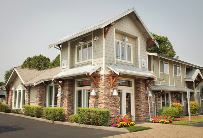 Country Gables l Apartments in Puyallup, WA - Country Gables Apartments