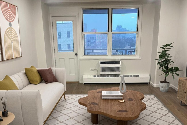 Building Photo - 3215 Avenue H