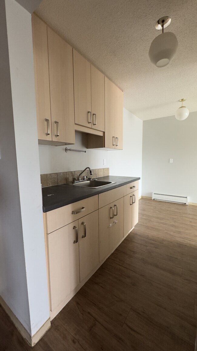 Photo - 10815-10116 116 St NW Unit 303