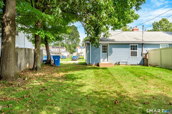 32 Bunce Dr