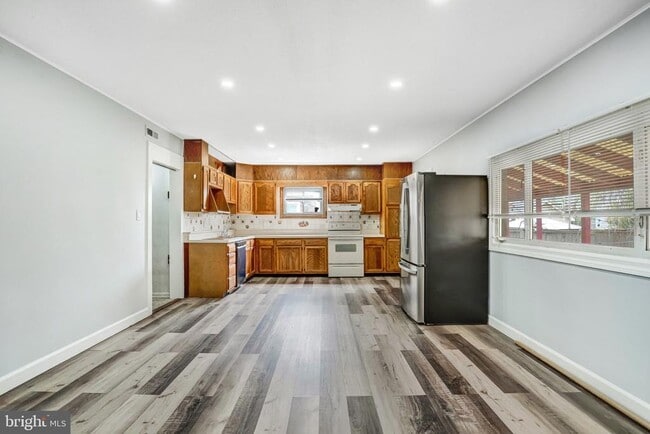 Photo - 6226 20th Ave