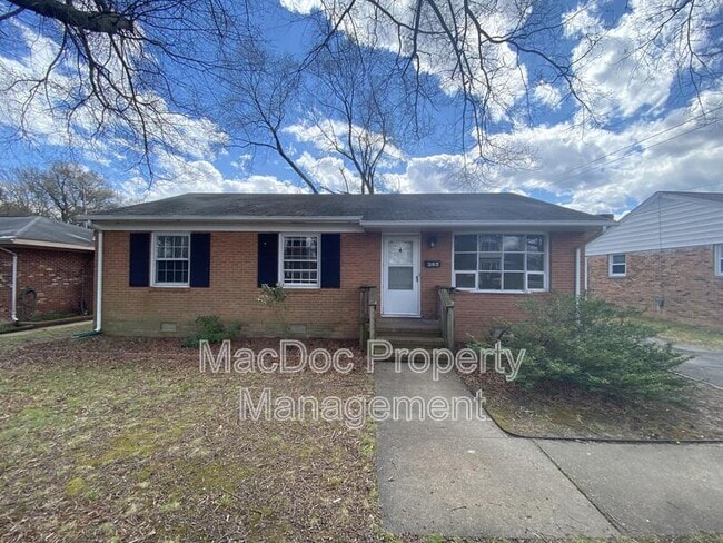 Photo - 304 Stratford Ave House