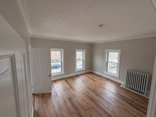 Photo - 302 W 10th Ave