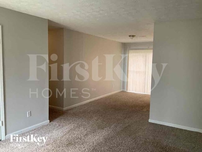 Photo - 3907 Wood Path Dr