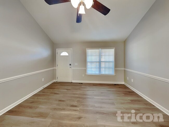 Photo - 1670 Red Bird Cir SE