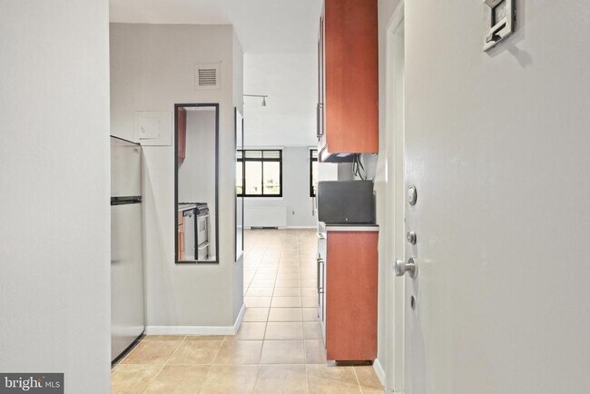 Photo - 801 N Pitt St Unit 306