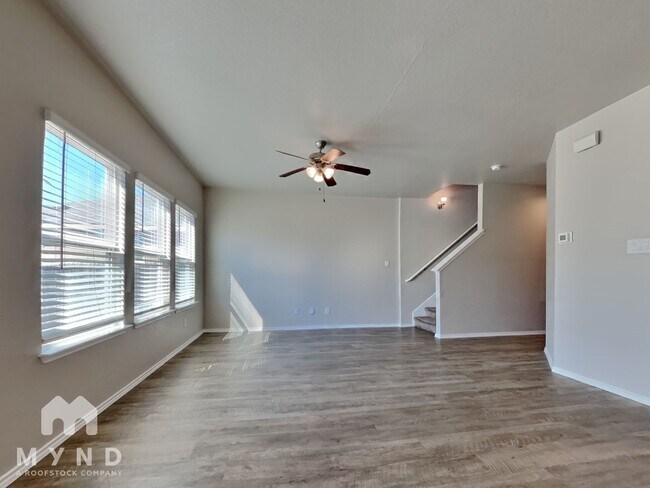 Photo - 4105 Asher Alley