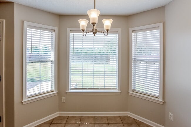 Photo - 1110 Greenwich Dr