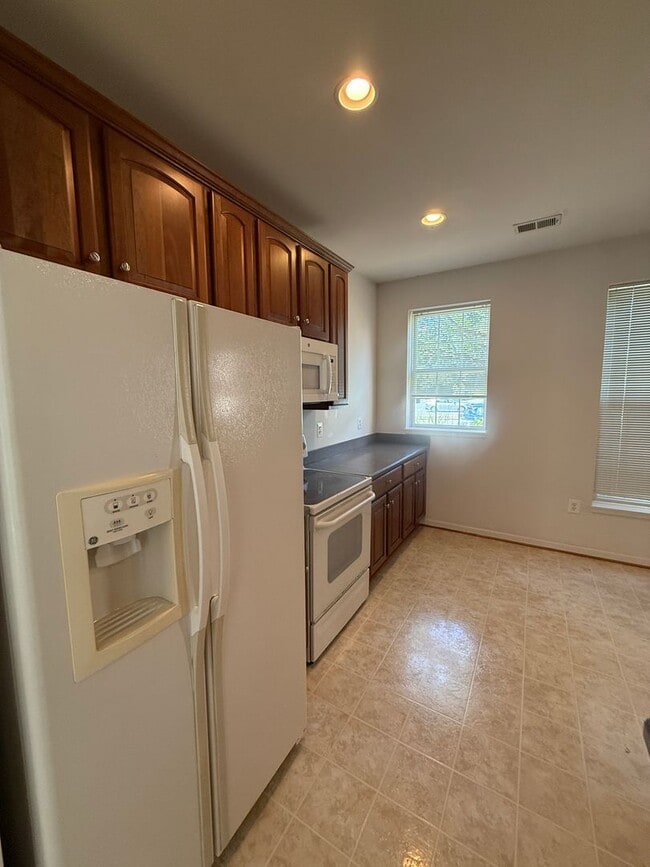 Photo - Two Bedroom Condo in Ballenger Creek!