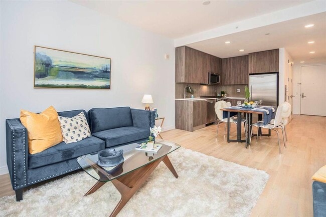 Photo - 160 1st St Unidad 401